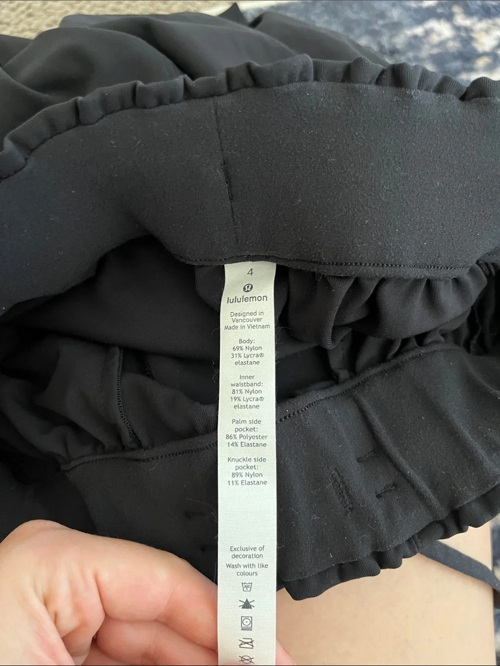 lululemon athletica stretch waist